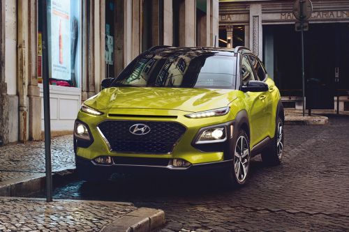 Kona (2018-2021) Front deep low Angle View