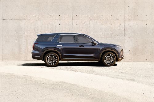 Palisade Medium Angle Front View