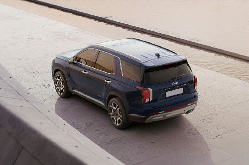 Rear Medium View of Hyundai Palisade