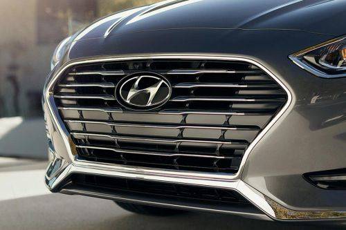 2020 Hyundai Sonata revealed, showcases coupe-like design