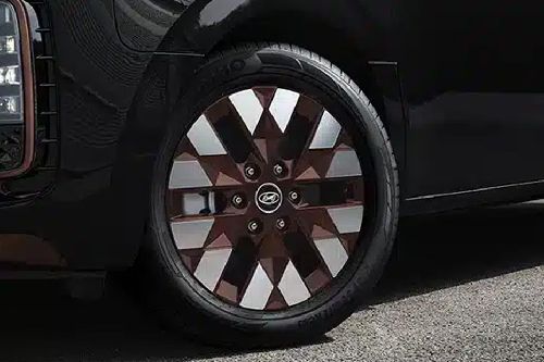 Staria Wheel