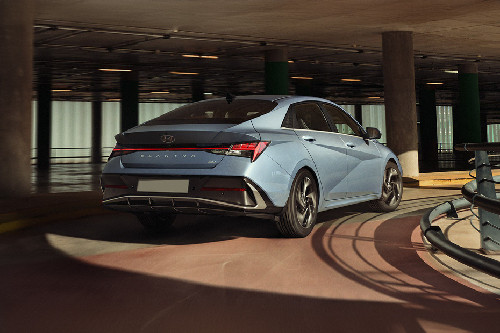 Elantra Rear angle view