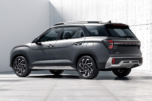 Rear Cross Side View of Hyundai Creta Grand
