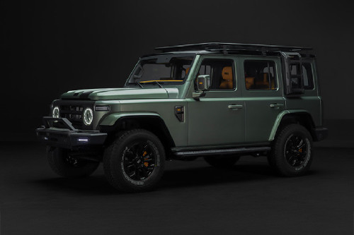 212 T01 Front Side View