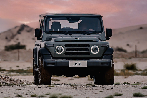 Full Front View of T01