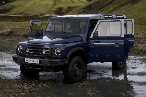 Grenadier Station Wagon All Door Open