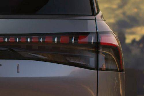 QX80 Tail light