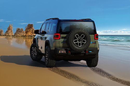 Rear Cross Side View of Jeep Recon
