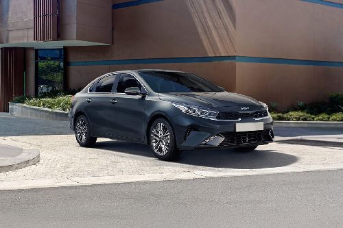 KIA Cerato Front Cross Side View