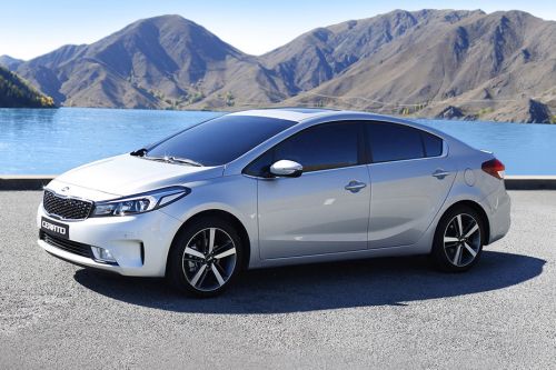 KIA Cerato (2012-2021) Side Medium View