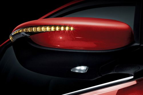 KIA Cerato 5 Door Drivers Side Mirror Front Angle