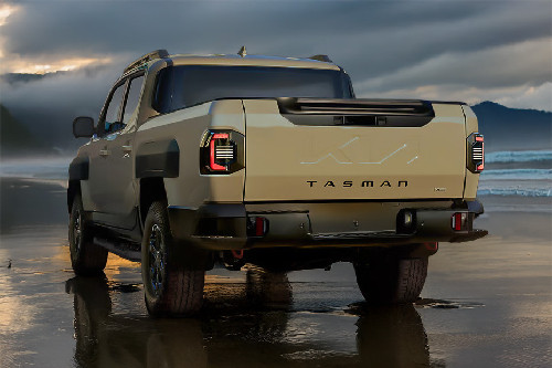 Rear Medium View of KIA Tasman Rear Medium View of KIA Tasman