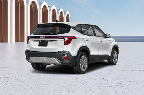 Seltos 2026 Rear angle view