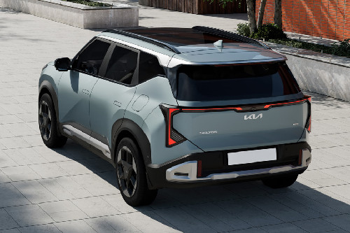 Rear Cross Side View of KIA Seltos 2026