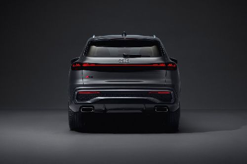 Full Rear View of Audi Q5