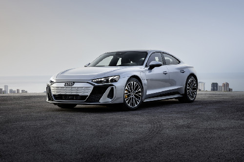 S E-Tron GT Front angle low view S E-Tron GT Front angle low view