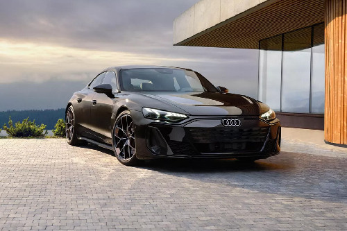 Audi S E-Tron GT Front Medium View Audi S E-Tron GT Front Medium View