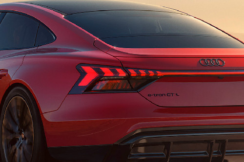 E-tron GT Tail light