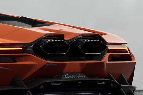 Exhaust Pipe of Lamborghini Revuelto