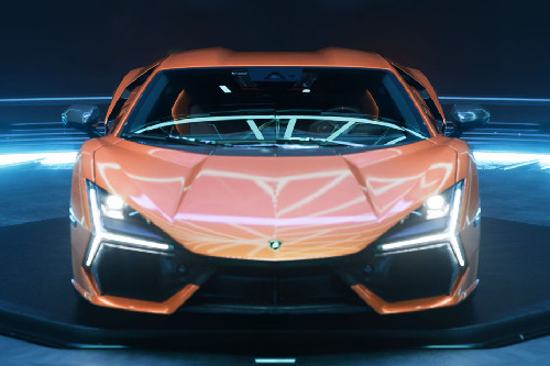 Full Front View of Revuelto