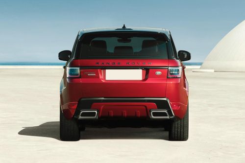 Full Rear View of Land Rover Range Rover Sport