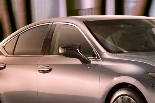 Lexus ES Drivers Side Mirror Front Angle