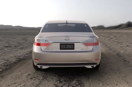 Full Rear View of Lexus ES