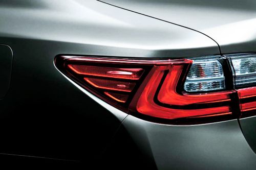 ES Tail light