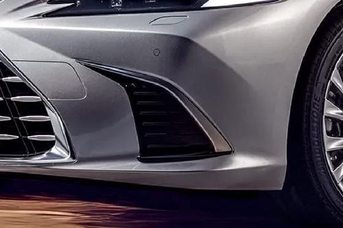 ES 2026 Front Fog Lamp