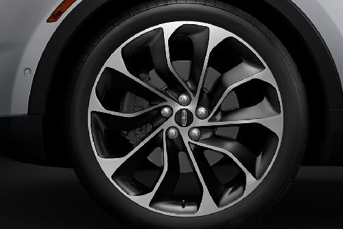 Nautilus (2022-2024) Wheel