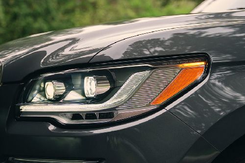 Navigator Headlight