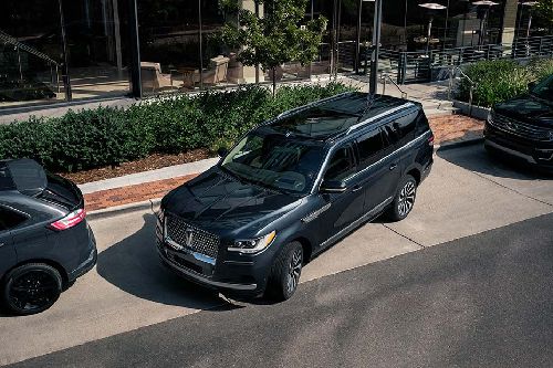 Navigator Medium Angle Front View