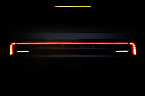 Navigator Tail light