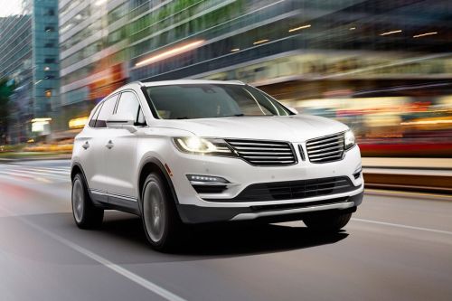 Lincoln MKC Front Cross Side View
