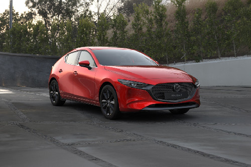 Mazda 3 Hatchback Front Medium View