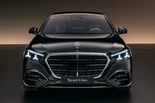 Full Front View of S Class