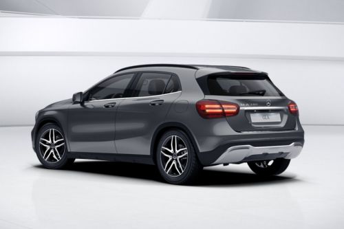 Rear Cross Side View of Mercedes-Benz GLA-Class
