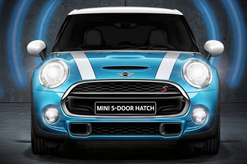 Mini 5 Door Cooper 2024 UAE