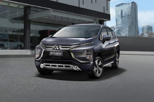 Mitsubishi Xpander Front Cross Side View