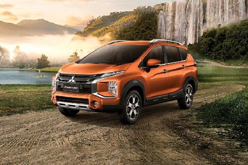 Mitsubishi Xpander Cross Front Side View