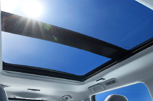 Mitsubishi Destinator Sunroof Moonroof