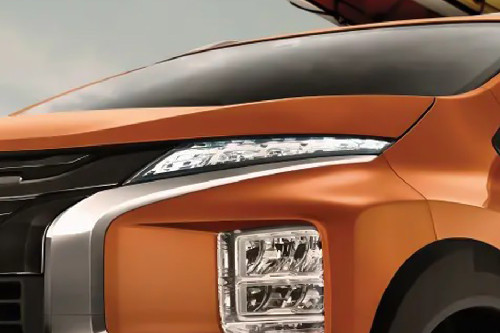 Xpander Cross Headlight