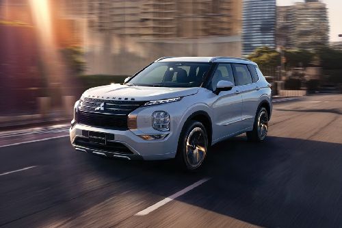 Outlander Front angle low view