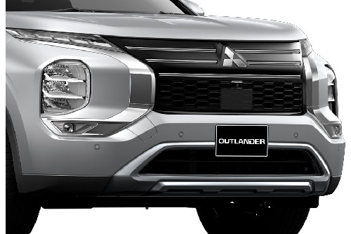 Outlander Grille View