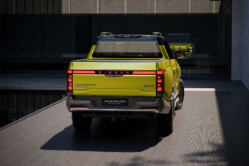 Full Rear View of Nissan Frontier Pro