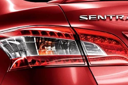 Sentra (2022-2023) Tail light