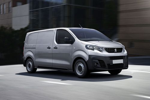 Peugeot Expert (2018-2022) Front Cross Side View