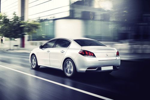 Rear Cross Side View of Peugeot 508 (2012-2022)
