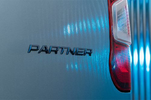 Partner Tail light