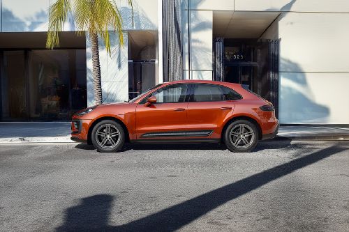 Macan Side view